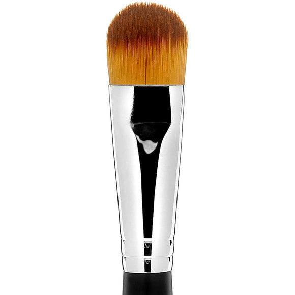 Studio Gear #16 Foundation Brush