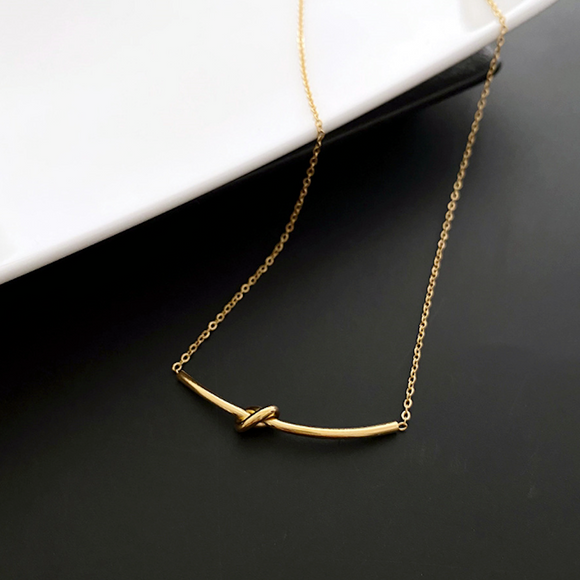 Tie The Knot Necklace Gold Plated