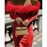 One-shoulder sexy bodycon long sleeve dress.